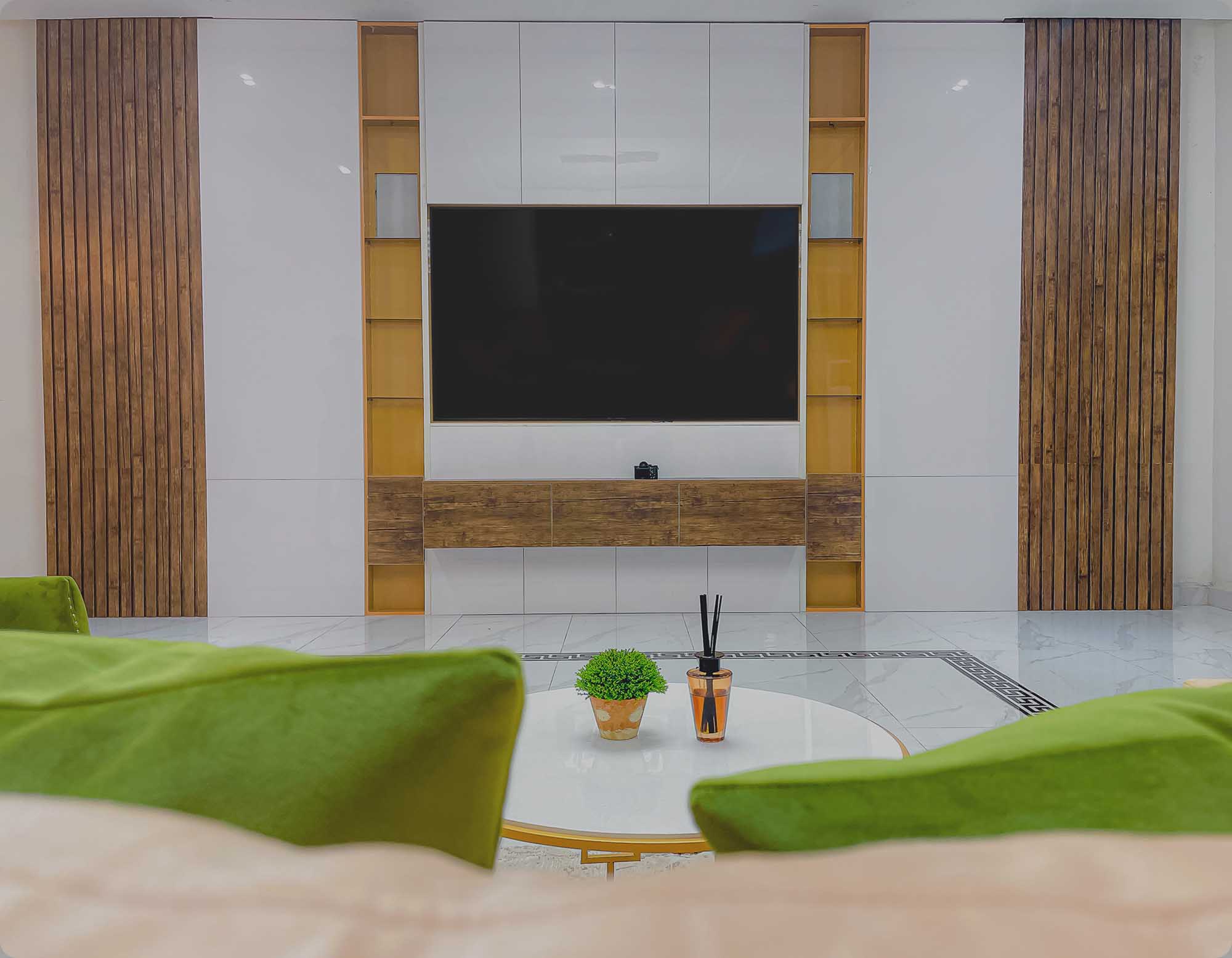 ProjectBLE21 - Interior By Harry